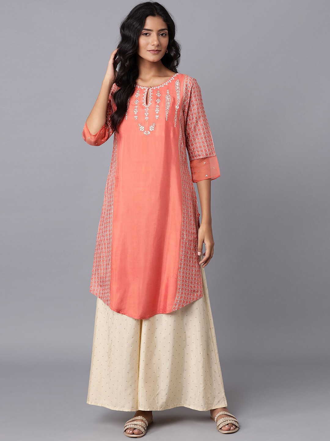 

W Women Orange Embroidered Keyhole Neck Extended Sleeves Kurta