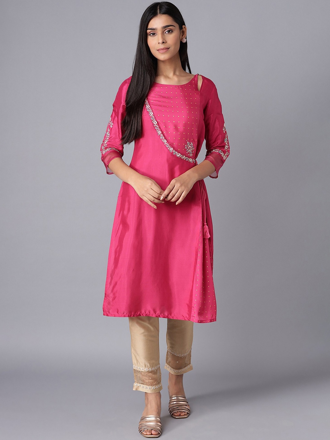 

W Women Pink Floral Cold-Shoulder Sleeves Thread Work Floral Angrakha Kurta