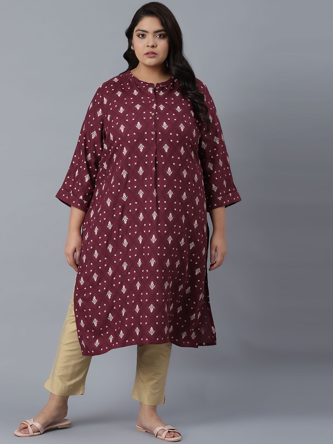 

W Women Red Floral Printed Flared Sleeves Kurta