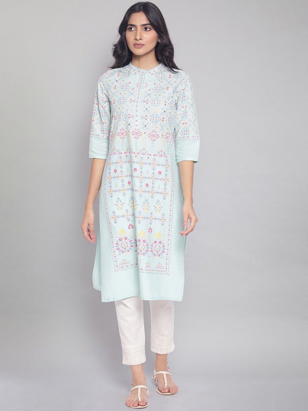

W Women Glacier green Printed Mirror Embroidery Work Kurta