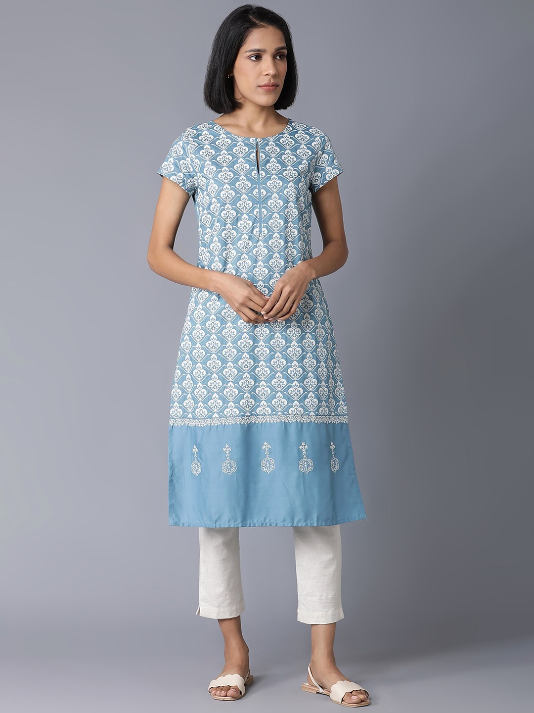 

W Women Blue Ethnic Motifs Printed Keyhole Neck Gotta Patti Kurta