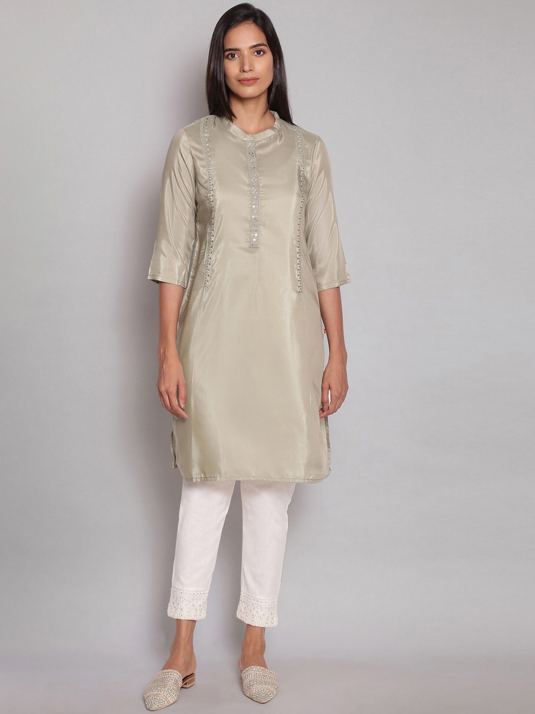 

W Women Green cotton Thread Work Kurta