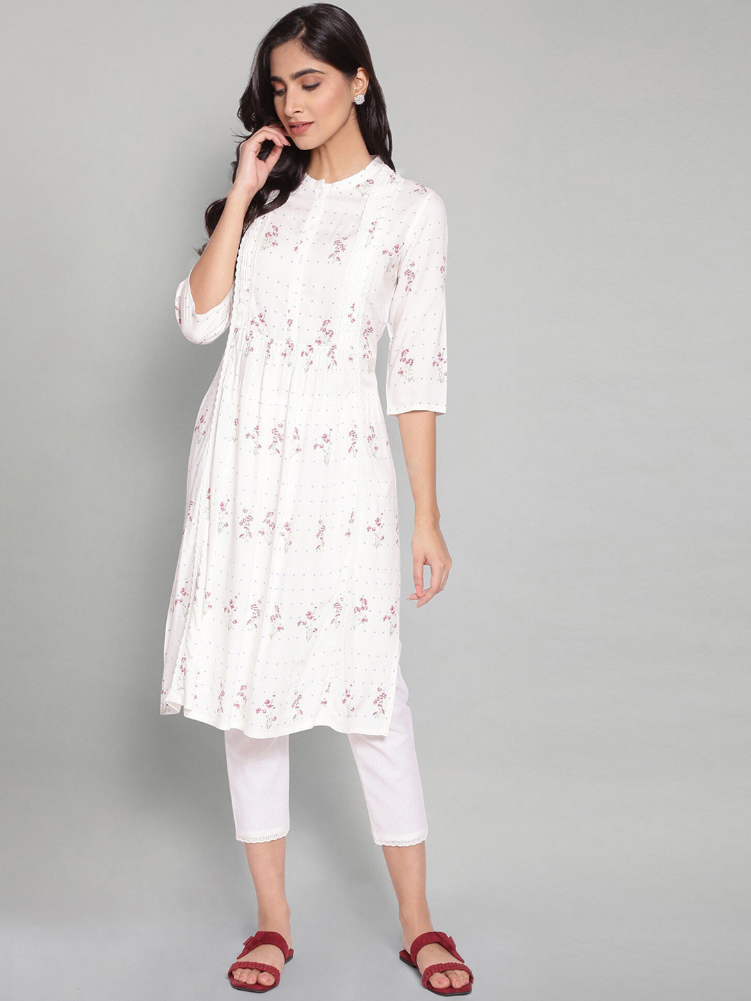 

W Women White Floral Printed Thread Work Floral Kurta