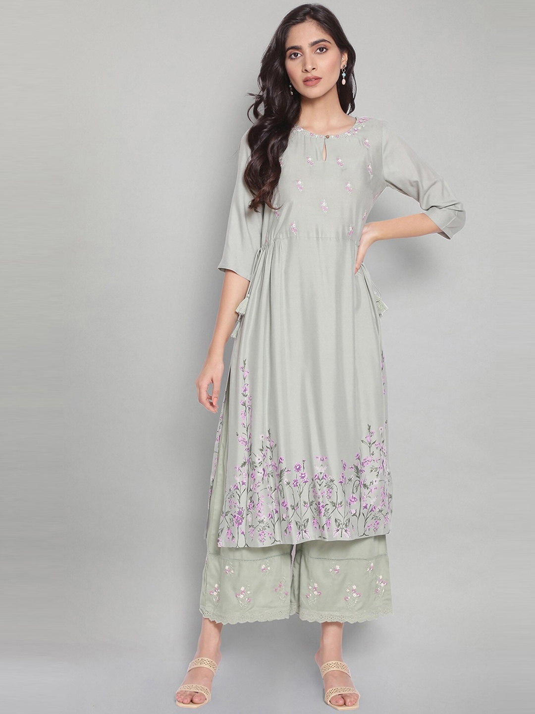 

W Women Green Floral Striped Keyhole Neck Flared Sleeves Thread Work Kurta