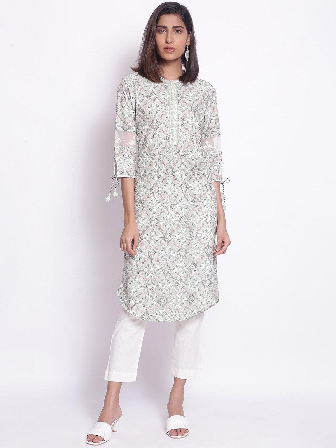 

W Women Green Ethnic Motifs Printed Chikankari Pathani Kurta