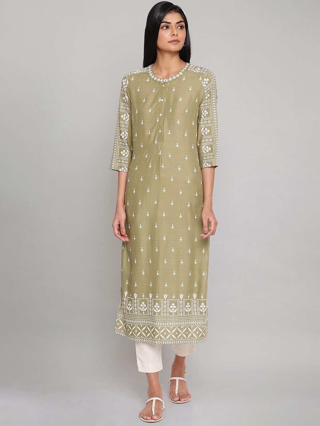 

W Women Green Geometric Embellished Keyhole Neck Flared Sleeves Kurta
