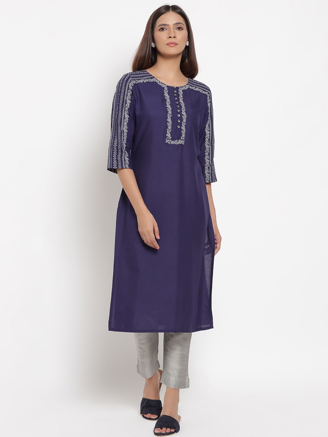 

W Women Round Neck Thread Work Kurta, Blue