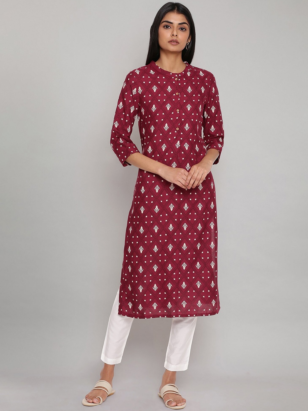 

W Women Red Printed Kurta