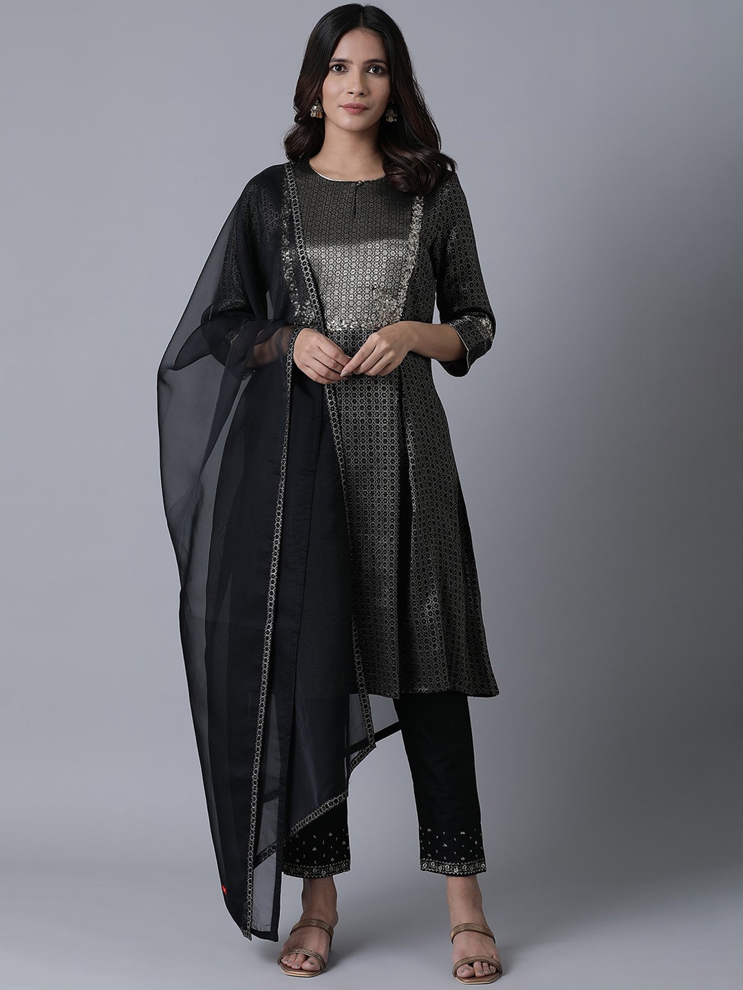 

W Women Black Ethnic Motifs Kurta with Trousers & With Dupatta