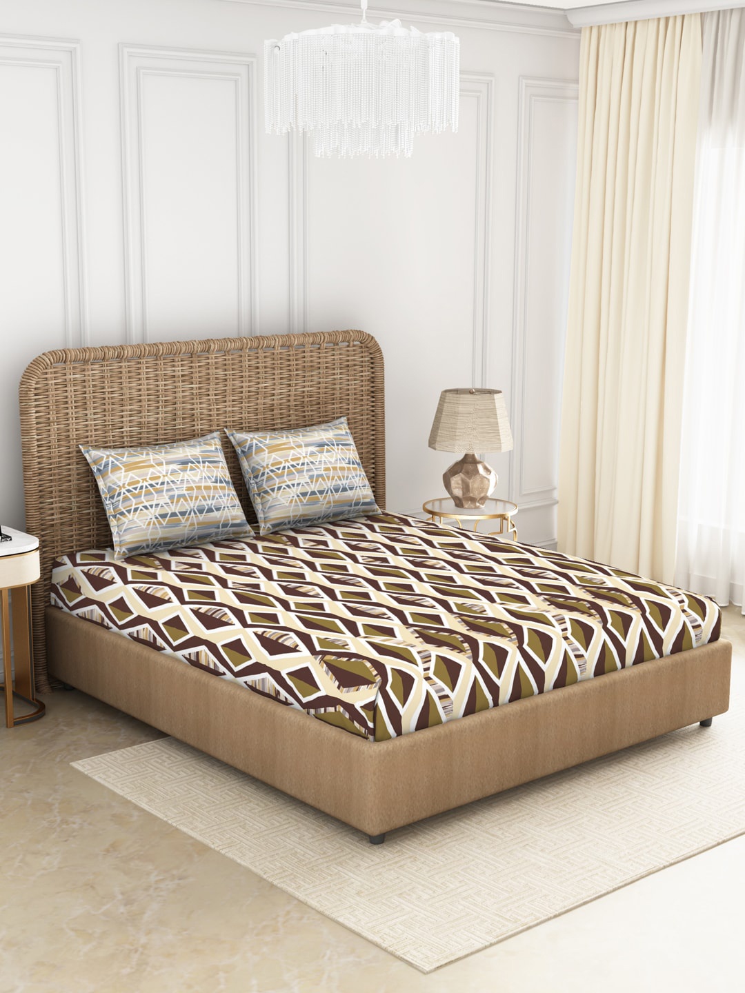 

SPACES Brown & White Geometric 144 TC Queen Bedsheet with 2 Pillow Covers