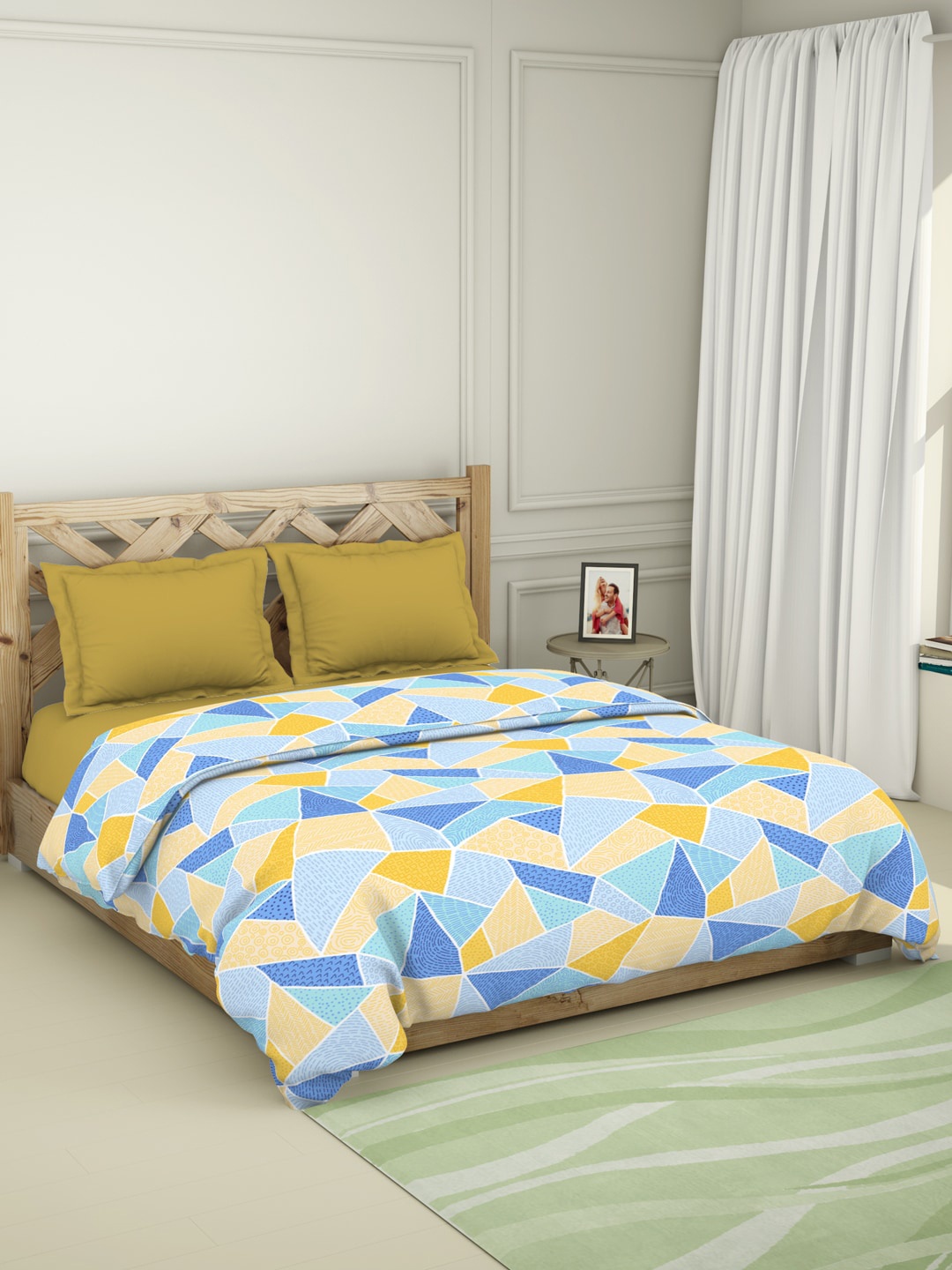 

SPACES Yellow & Blue Geometric AC Room 150 GSM Double Bed Quilt