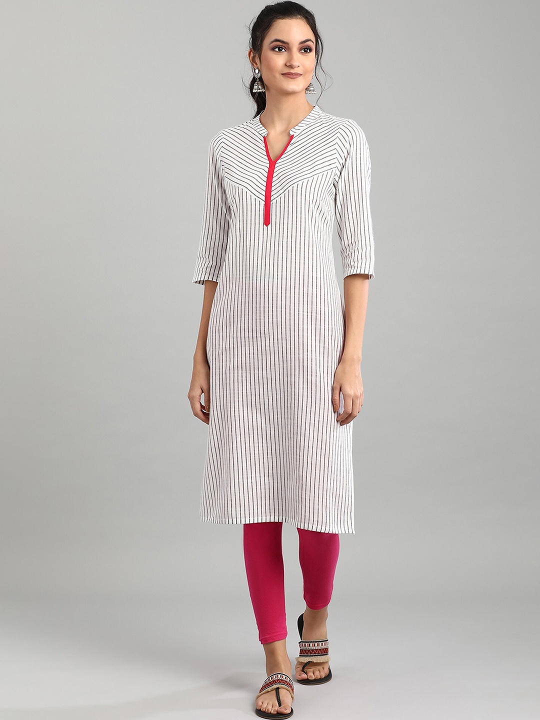 

AURELIA Women Cream-Coloured Striped Thread Work Kurta