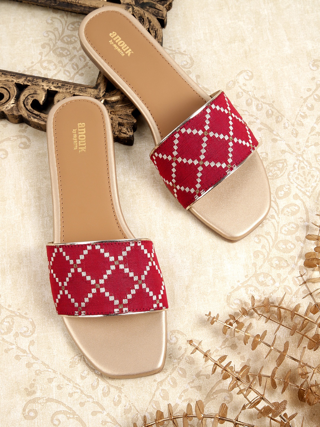 

Anouk Women Printed Open Toe Flats, Red
