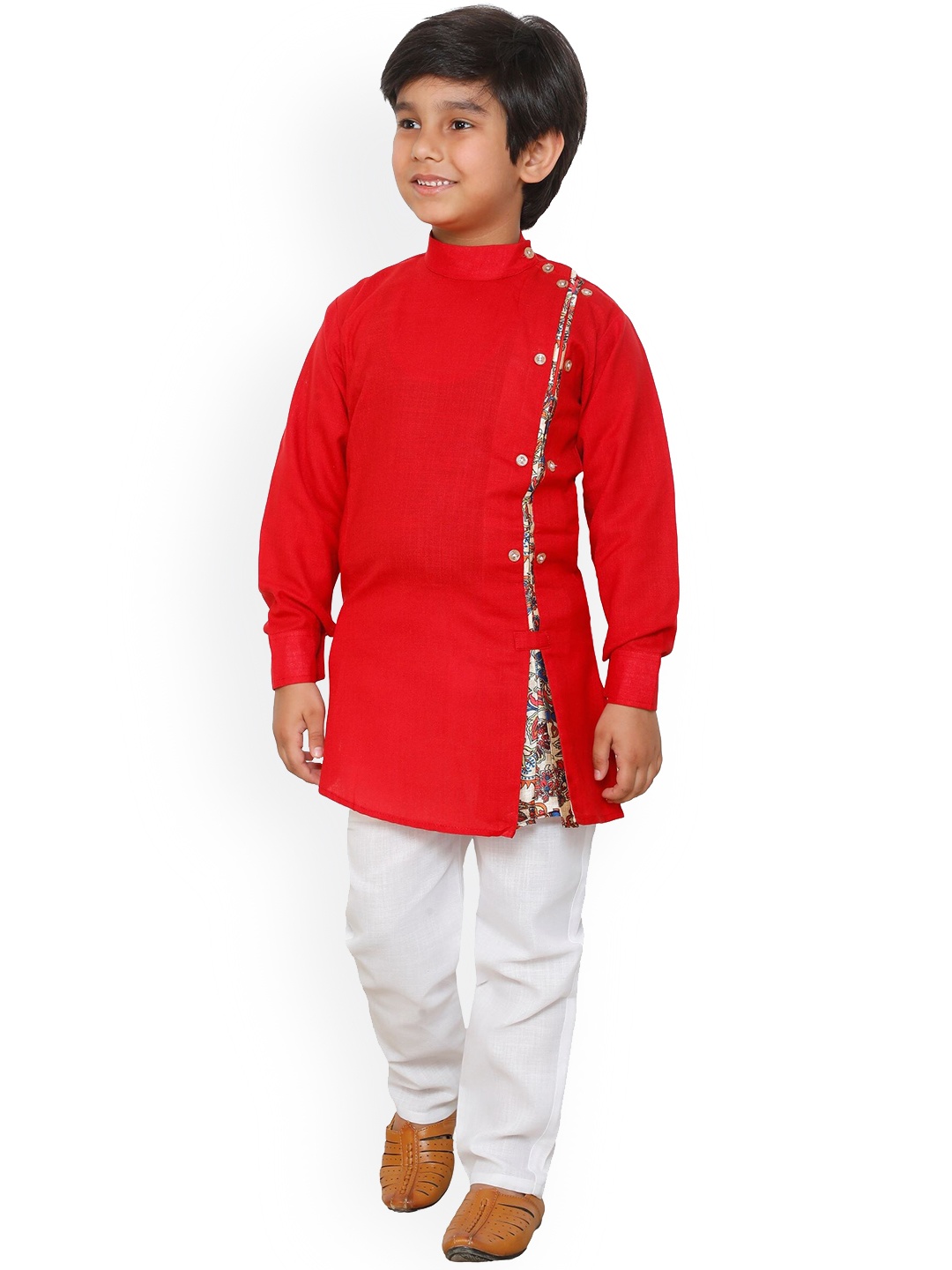 

DKGF FASHION Boys Red & White Kurta with Pyjamas