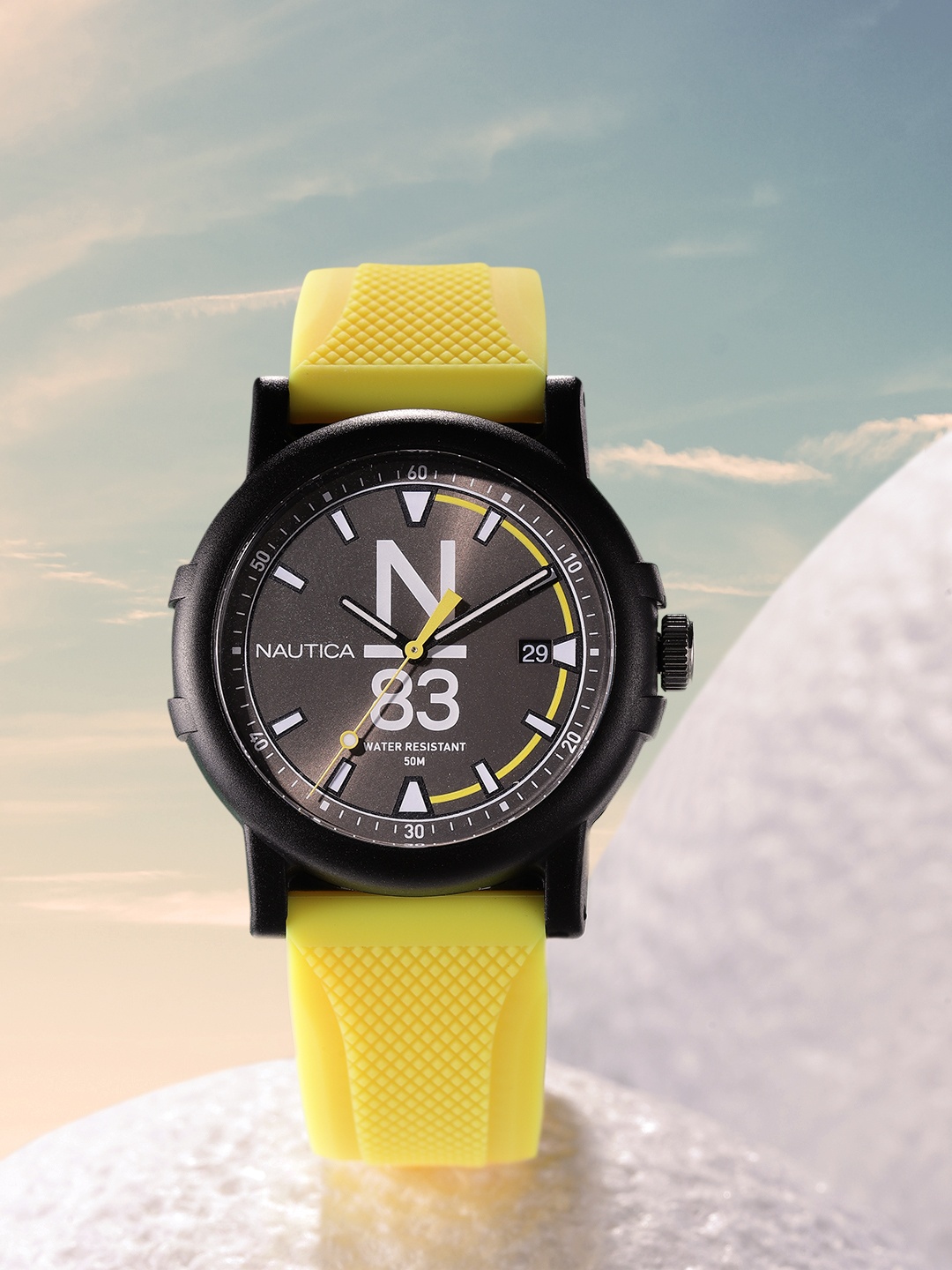 

Nautica Men Grey Analogue Watch NAPEPS107