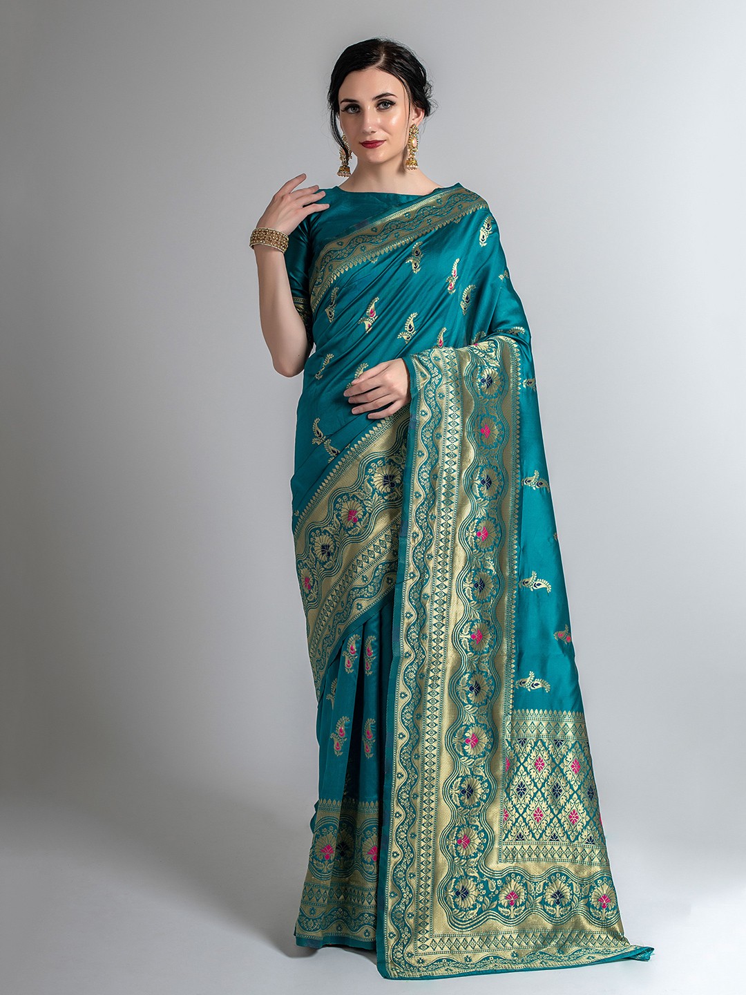 

Lilots Sea Green Woven Design Sarees
