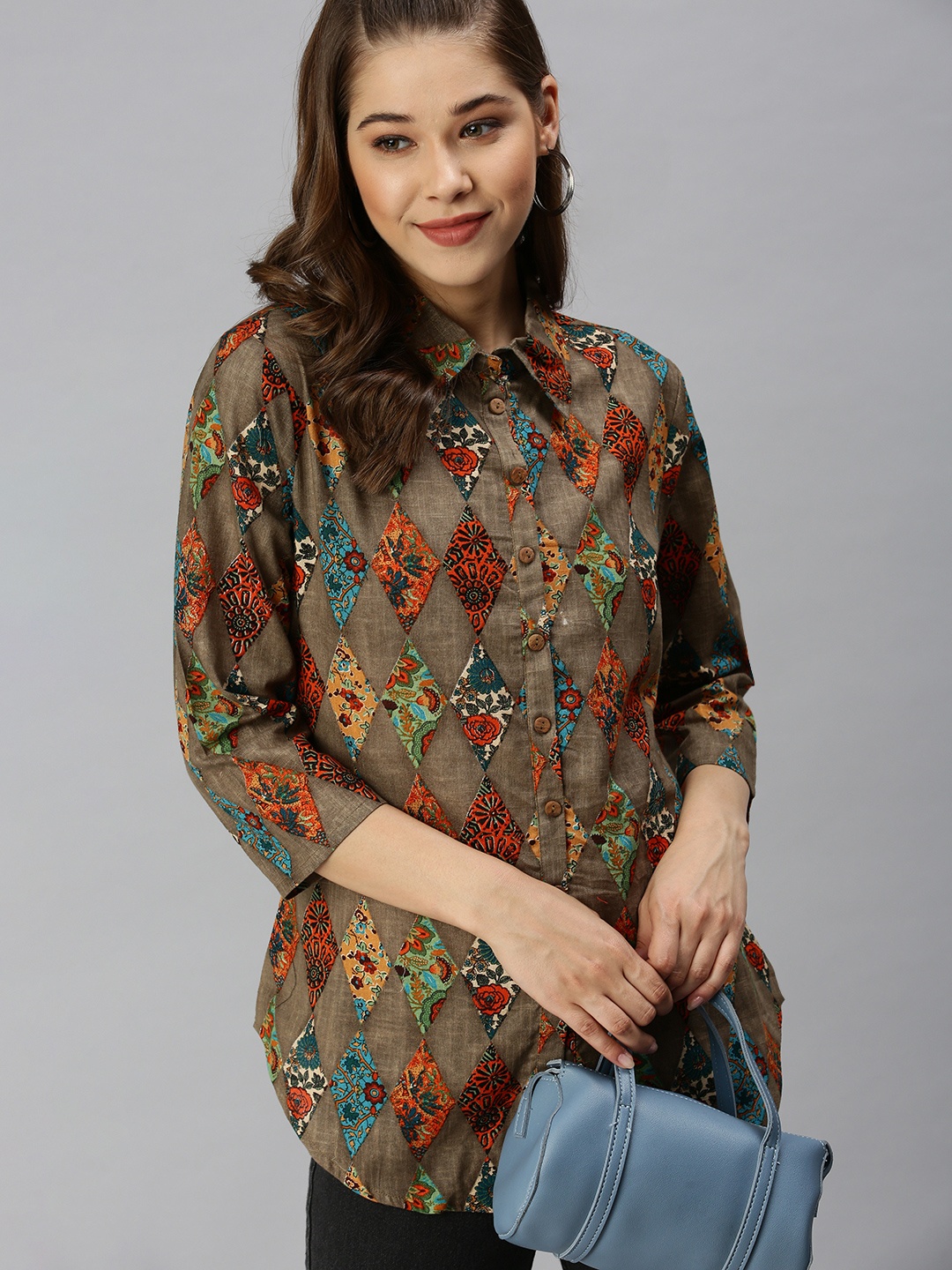 

SHOWOFF Women Brown Comfort Slim Fit Floral Printed Casual Shirt