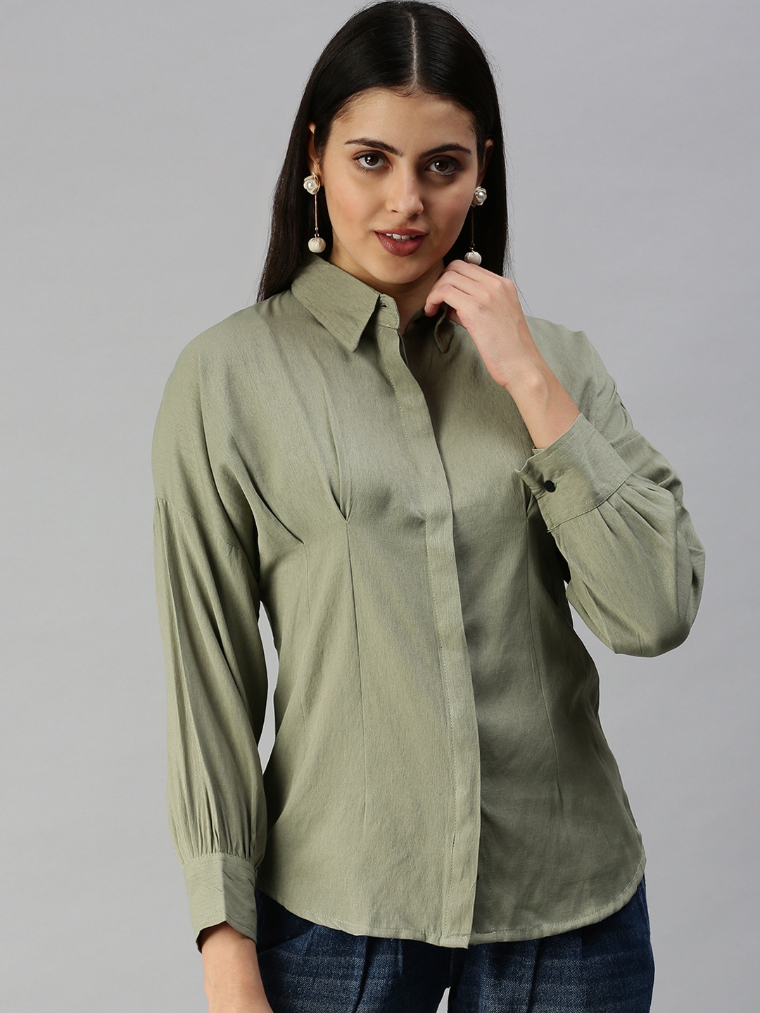 

SHOWOFF Women Olive Green Comfort Slim Fit Casual Shirt