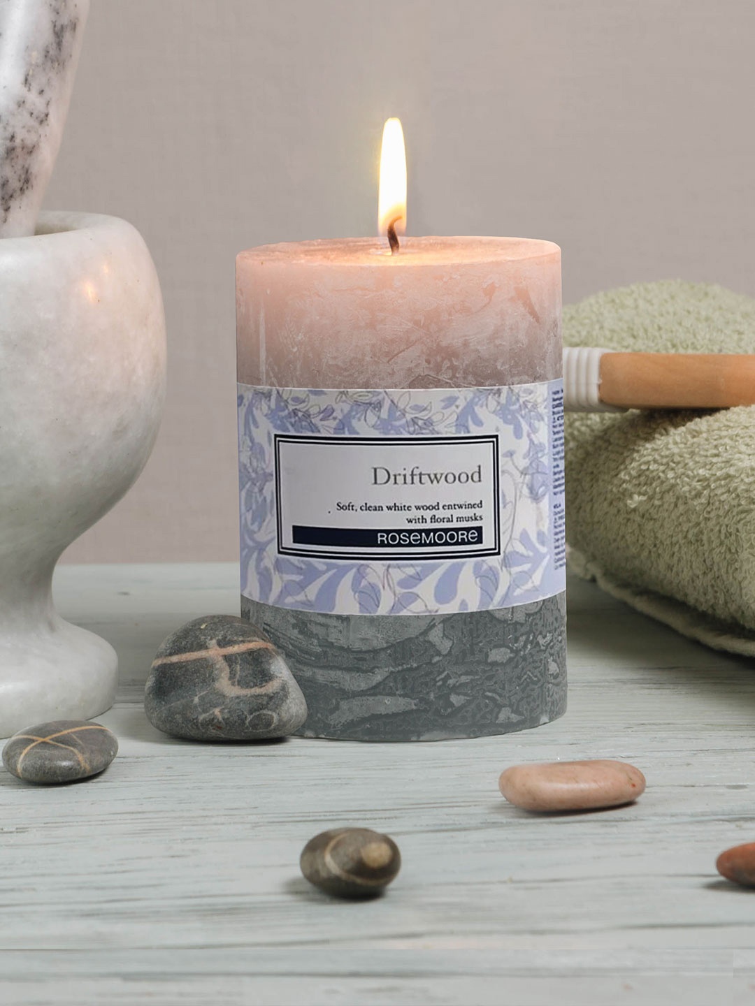 

ROSEMOORe Driftwood Scented Pillar Candle Burn Time 45-50 Hours, Grey