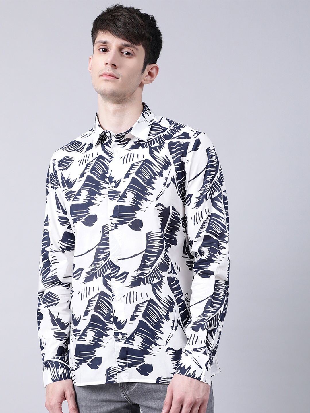 

Antony Morato Men Navy Blue Printed Casual Shirt