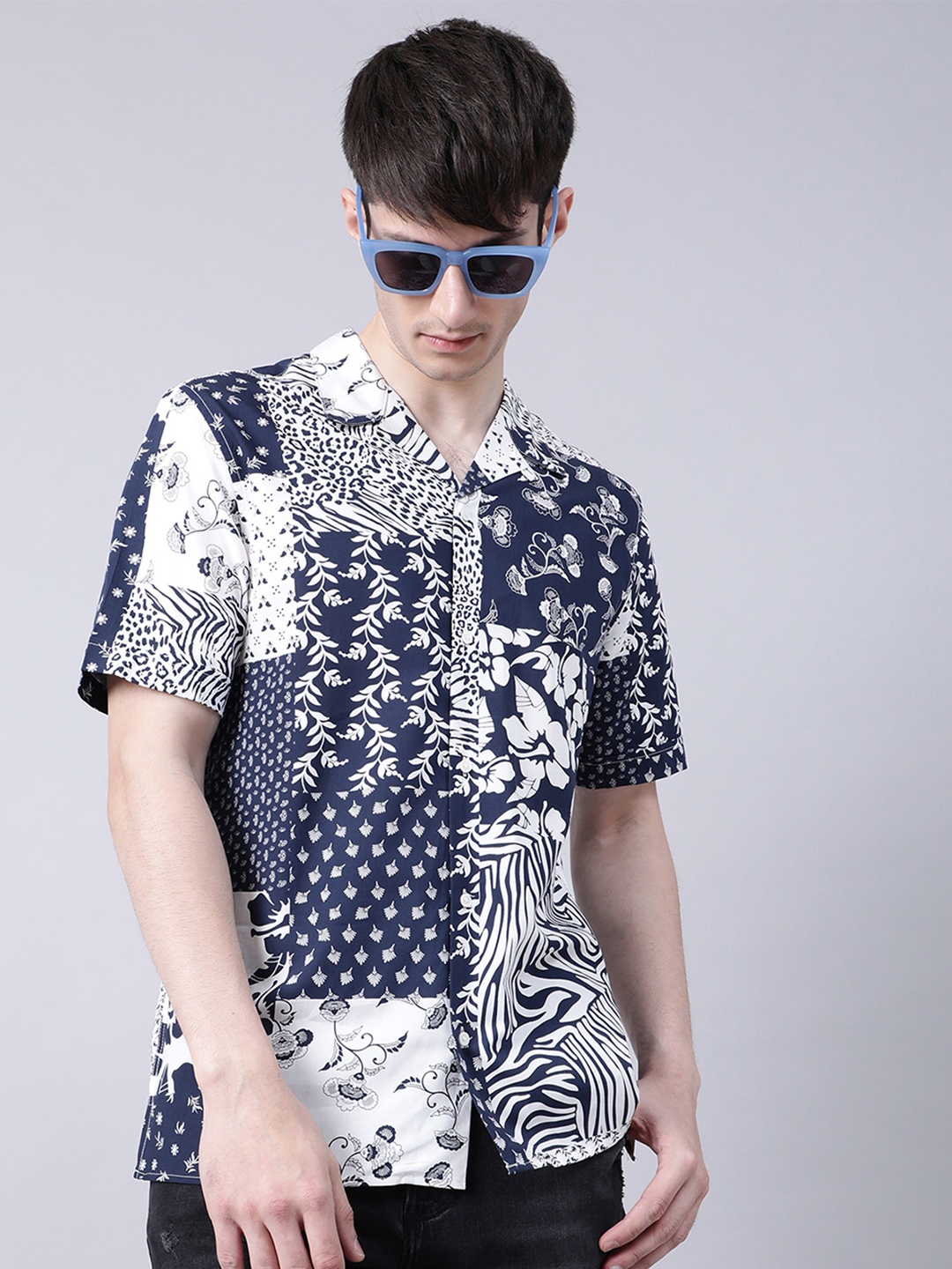 

Antony Morato Men Navy Blue Printed Casual Shirt