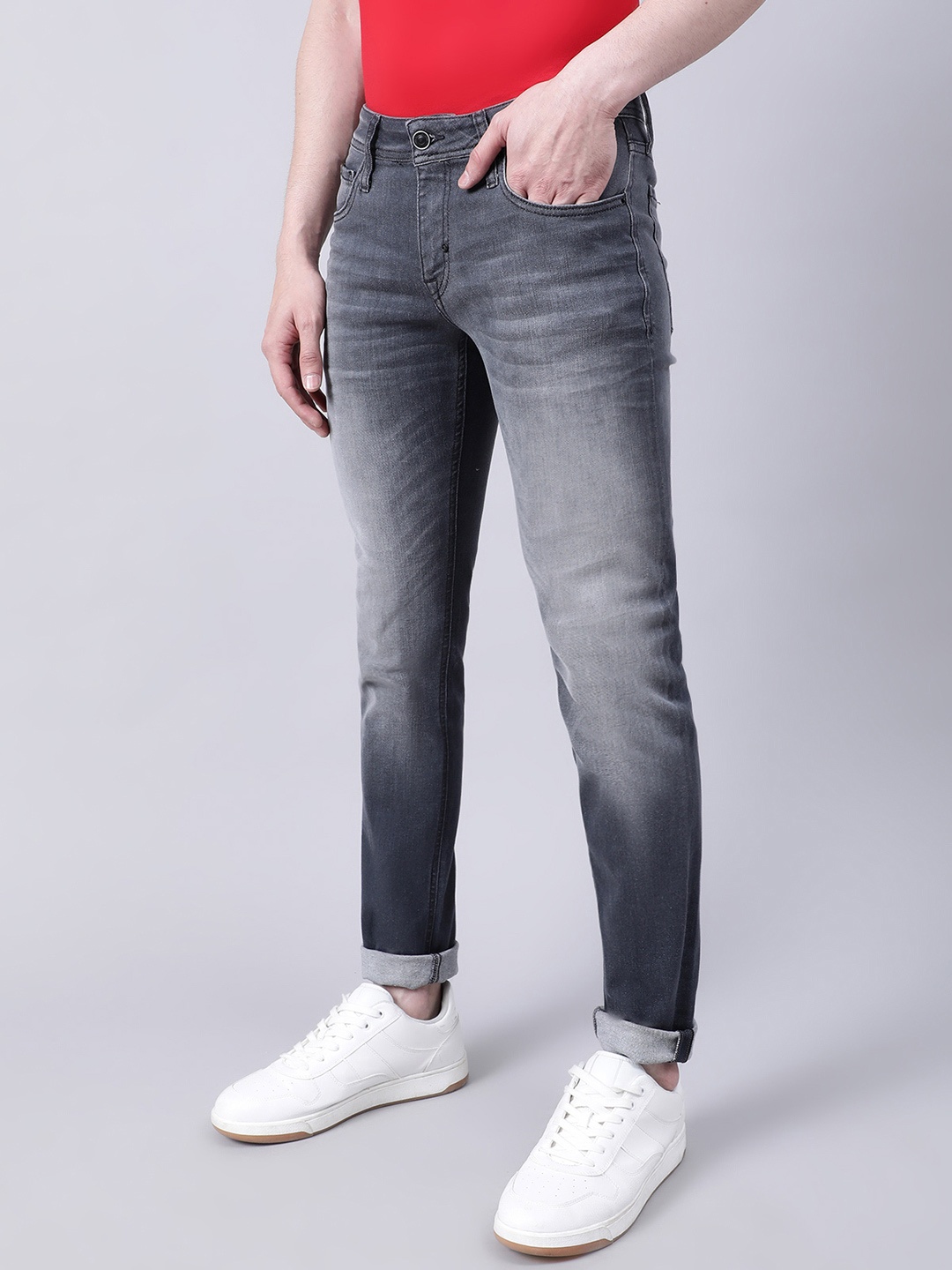 

Antony Morato Men Grey Tapered Fit Low Distress Heavy Fade Jeans