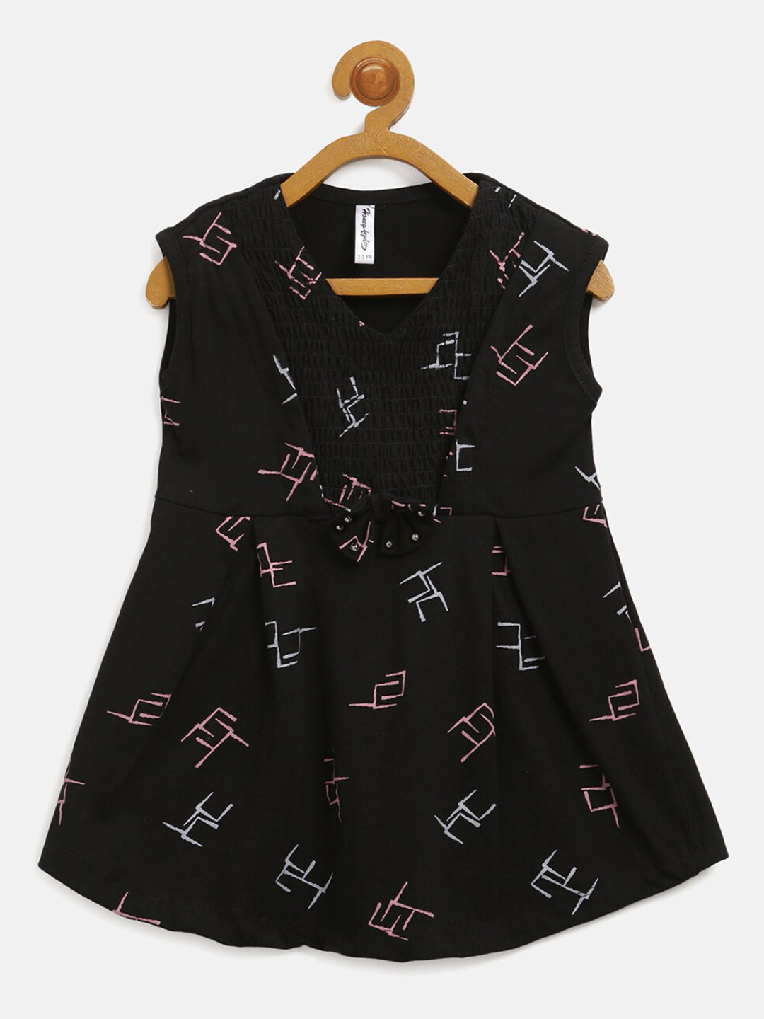 

V2 Value & Variety Girls Black Print Top