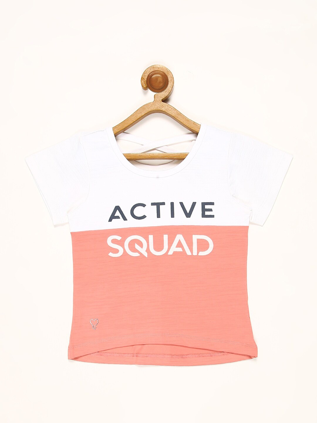 

V2 Value & Variety Beige & White Colourblocked Top