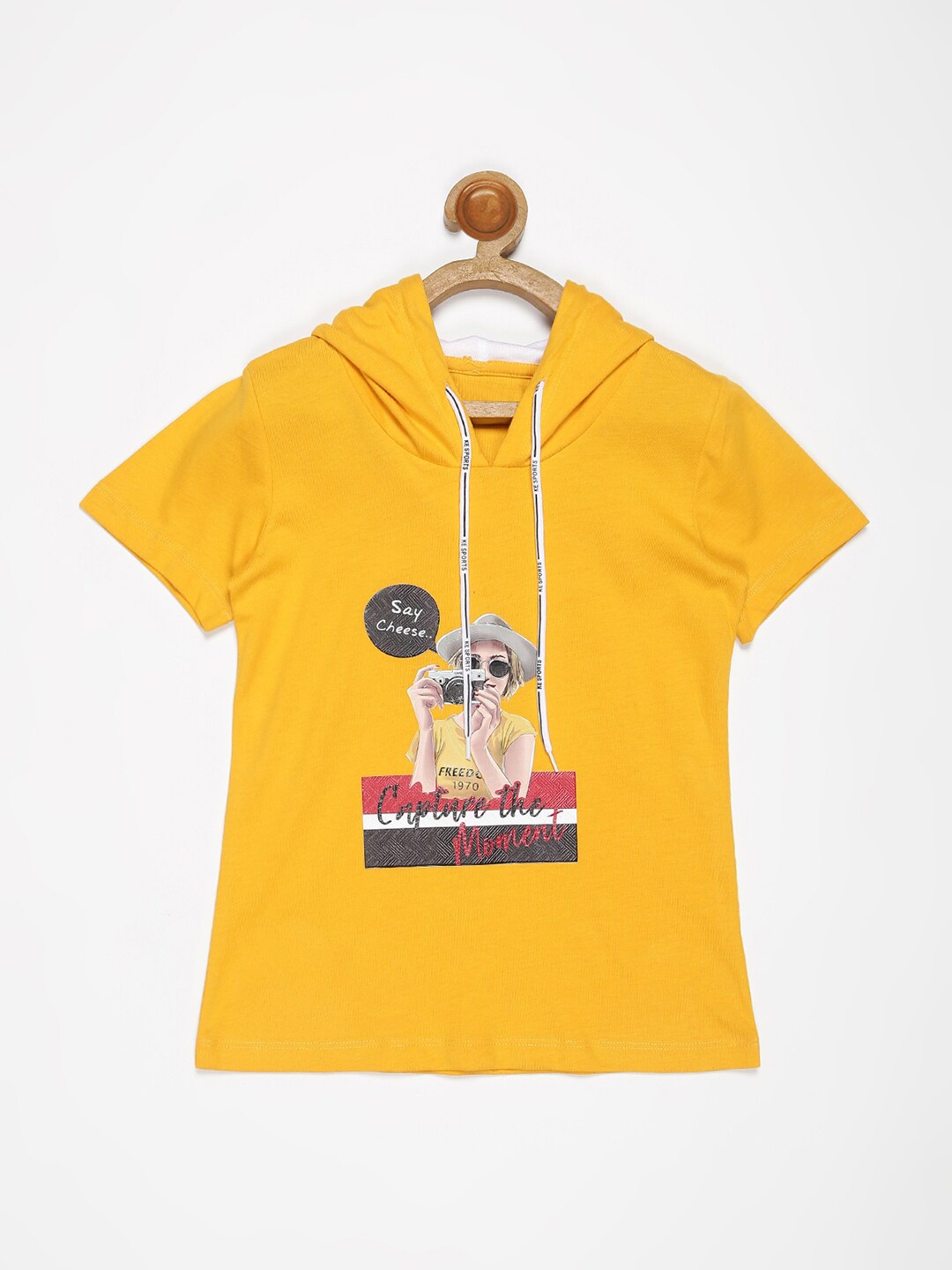 

V2 Value & Variety Mustard Yellow Print Top