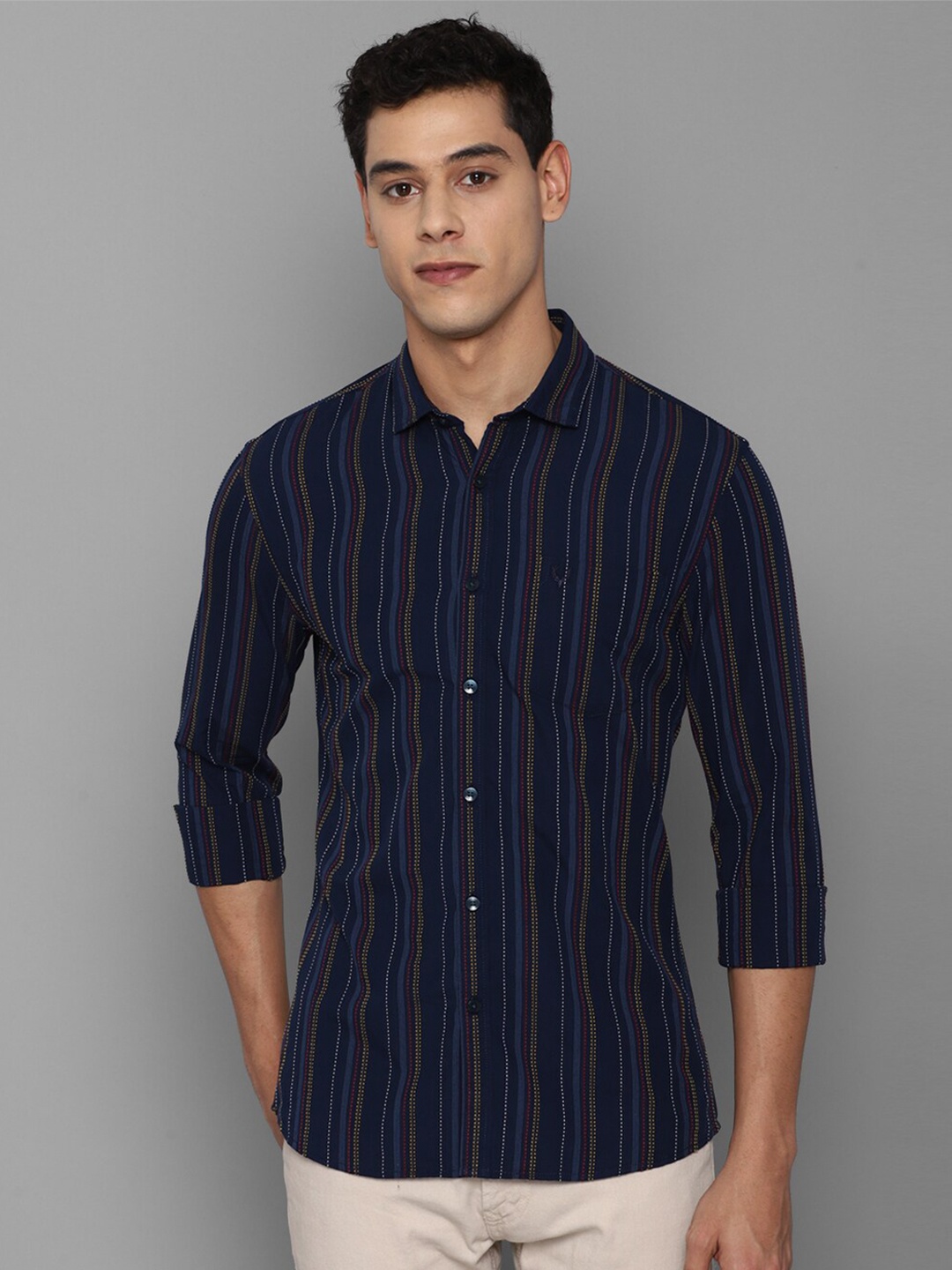 

Allen Solly Sport Men Navy Blue Slim Fit Striped Cotton Casual Shirt
