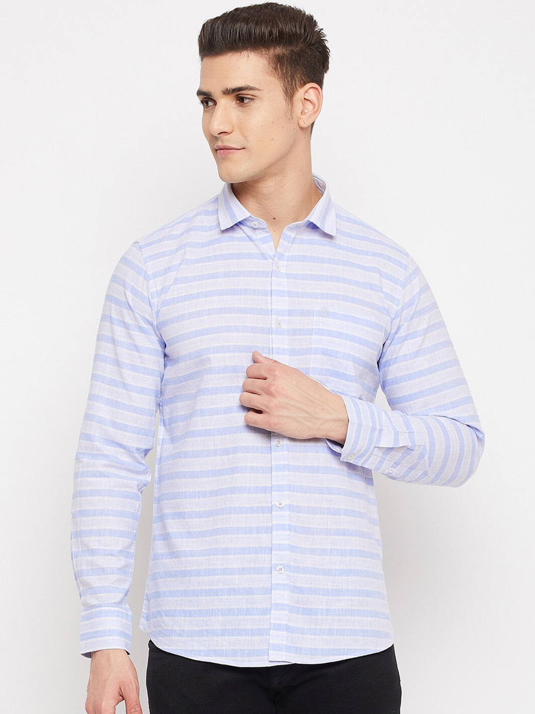 

Duke Men Blue Slim Fit Horizontal Stripes Striped Casual Shirt