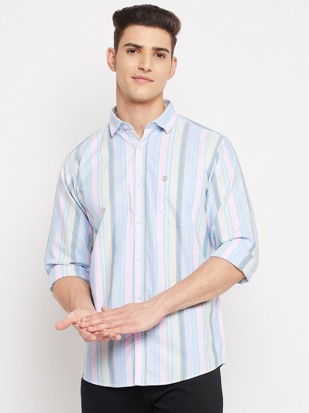 

Duke Men Blue Slim Fit Striped Casual Shirt