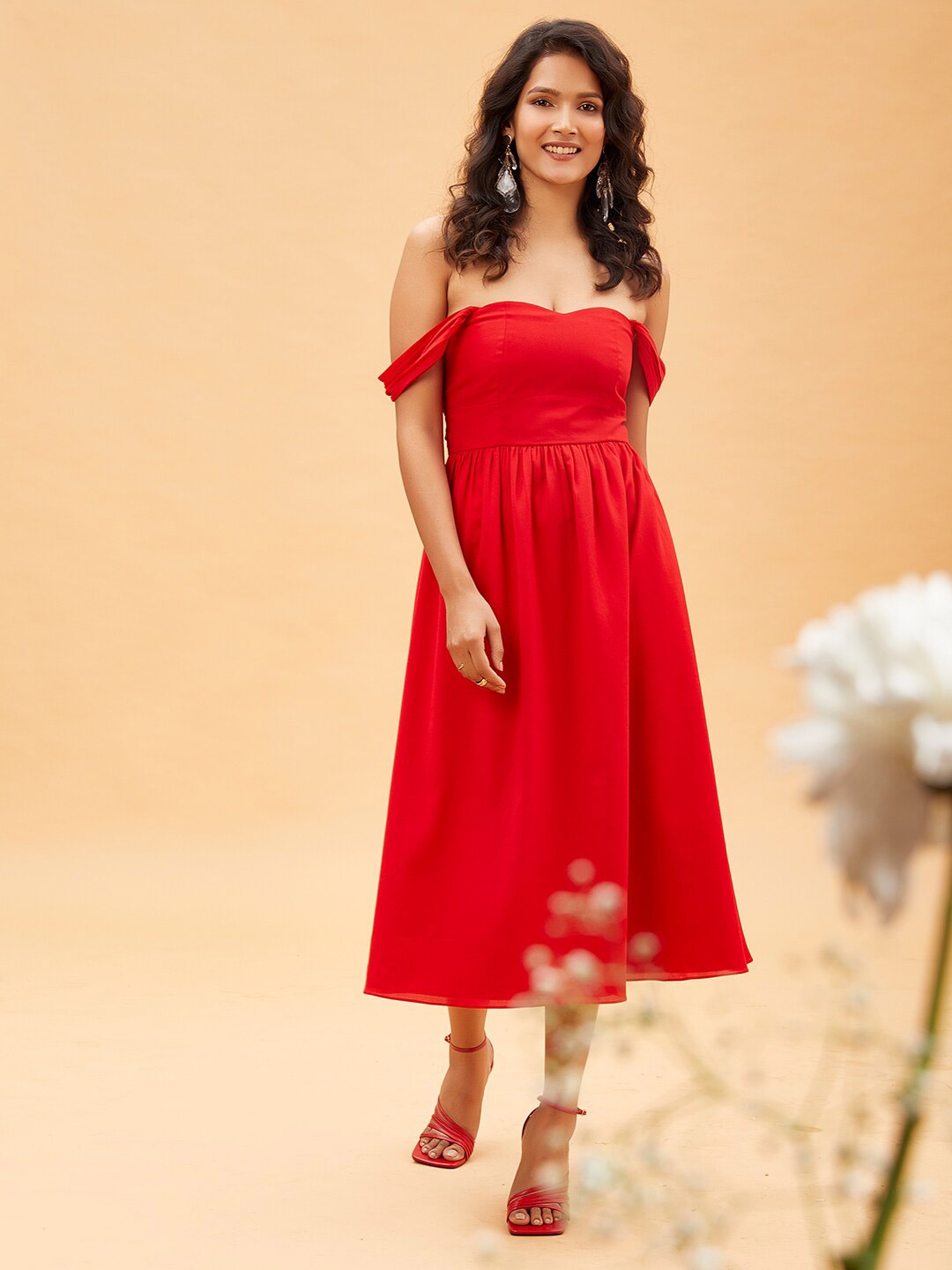 

POPPI Women Red Off-Shoulder Georgette Empire Midi Dress