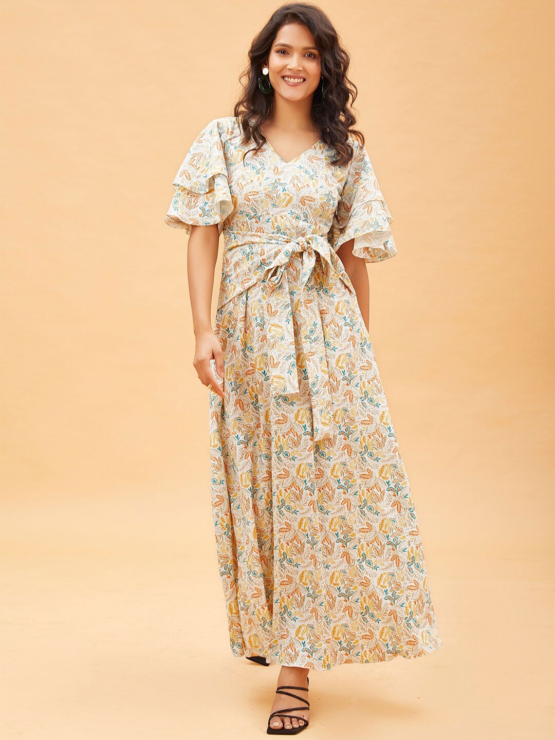 

POPPI Off White & Orange Tropical Printed Crepe Maxi Dress