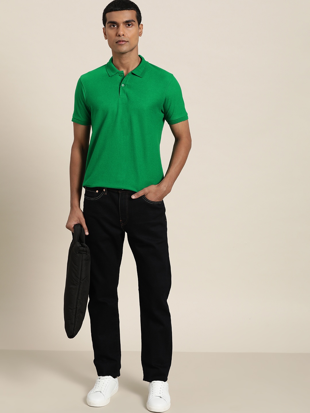 

ether Men Green Polo Collar T-shirt