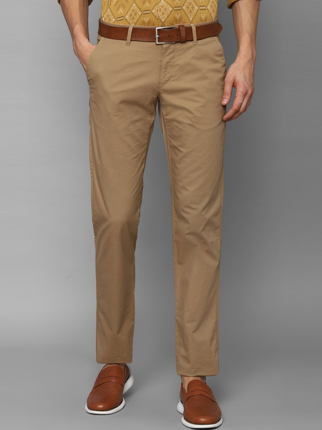 

Louis Philippe Sport Men Brown Slim Fit Chinos Trousers