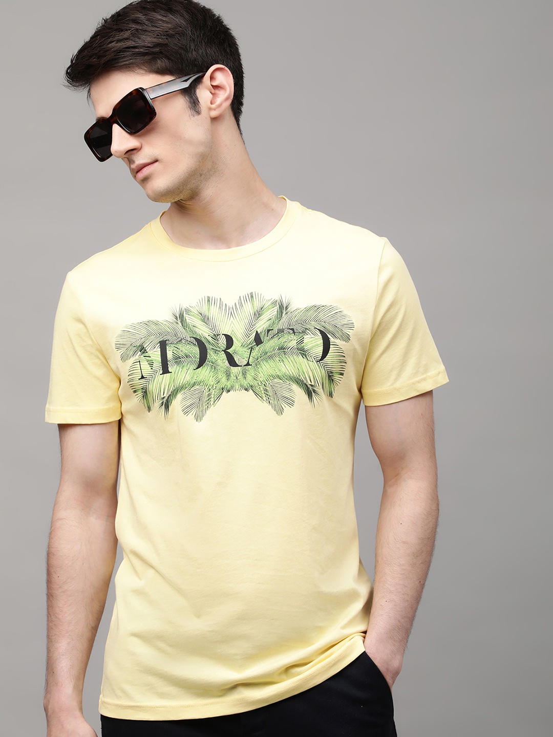 

Antony Morato Men Yellow Printed T-shirt