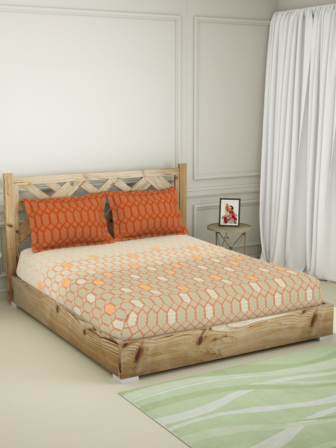 

SPACES Grey & Orange Geometric 210 TC King Bedsheet with 2 Pillow Covers