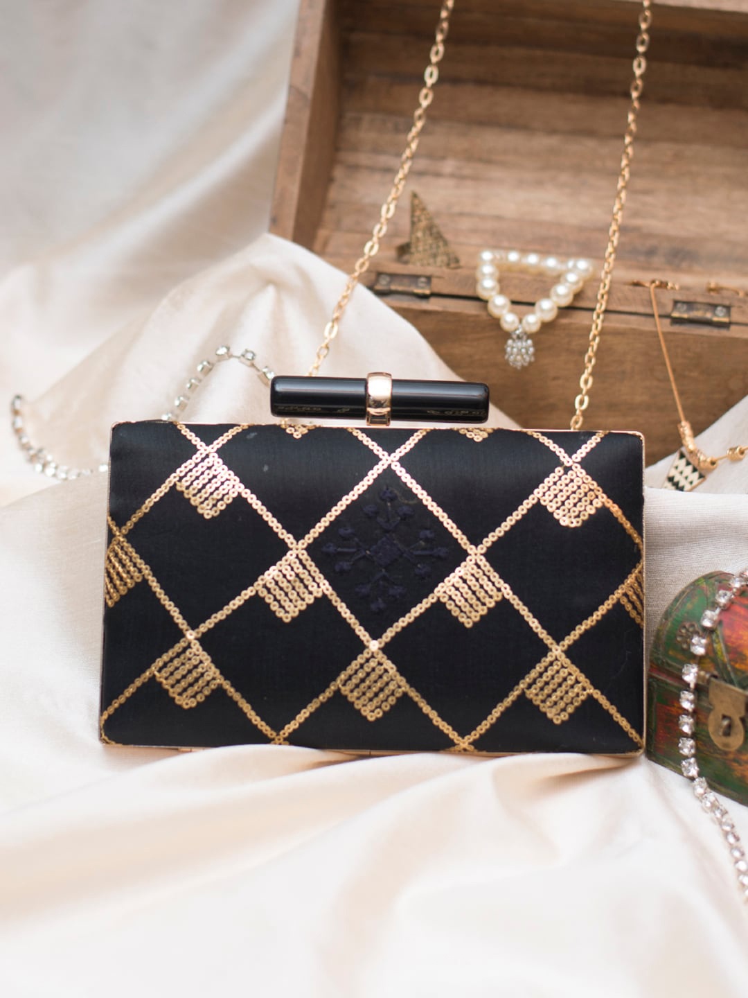 

ARTKLIM Black & Gold-Toned Sequins Embellished Box Clutch