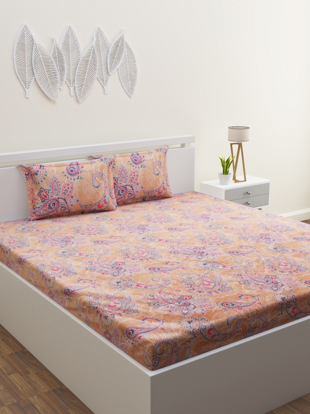 

HOME AFFAIRS Peach-Coloured Ethnic Motifs 250 TC King Bedsheet with 2 Pillow Covers
