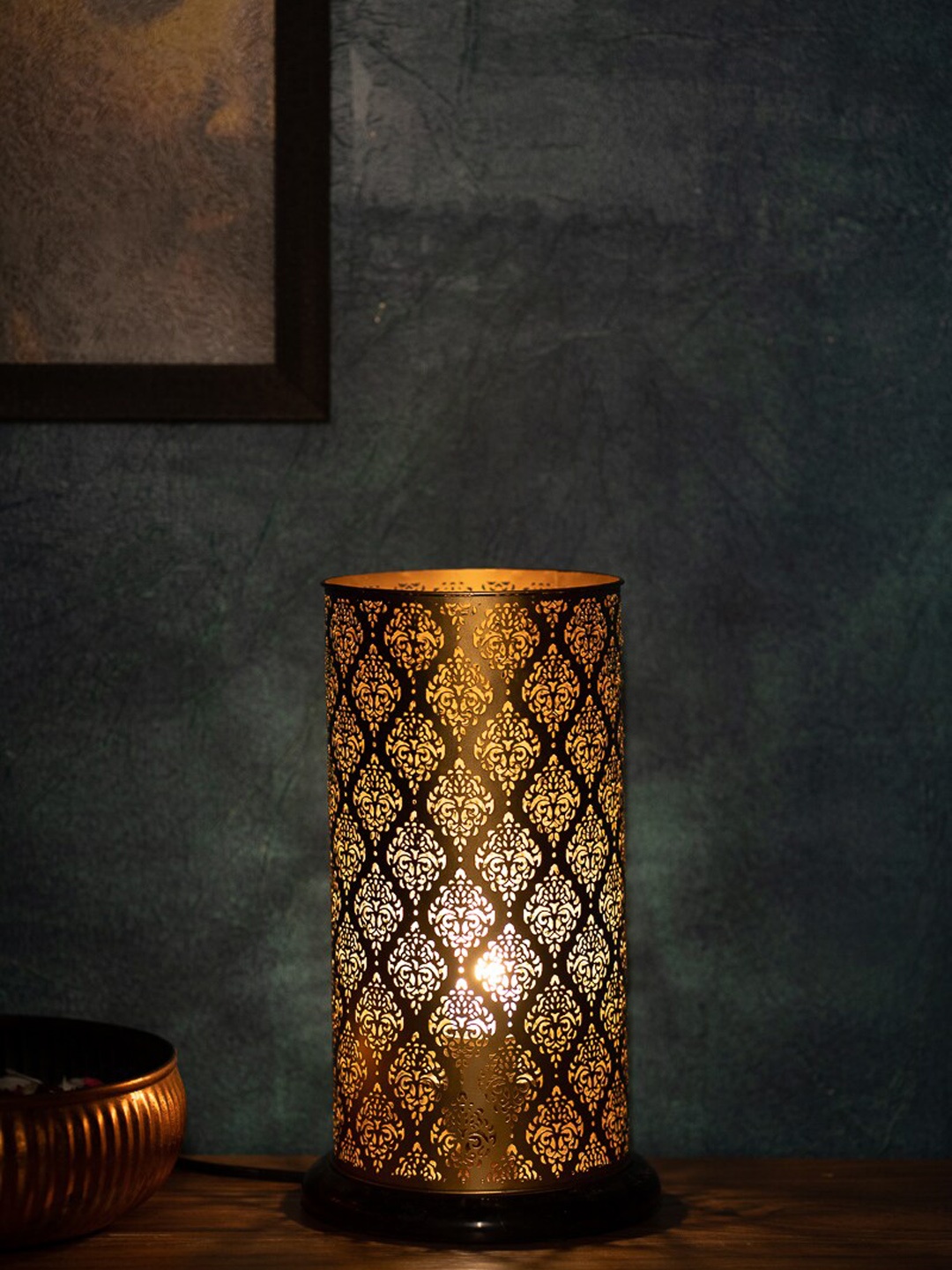 

nakshikathaa Gold-Toned Gandhar Ambient Lamp