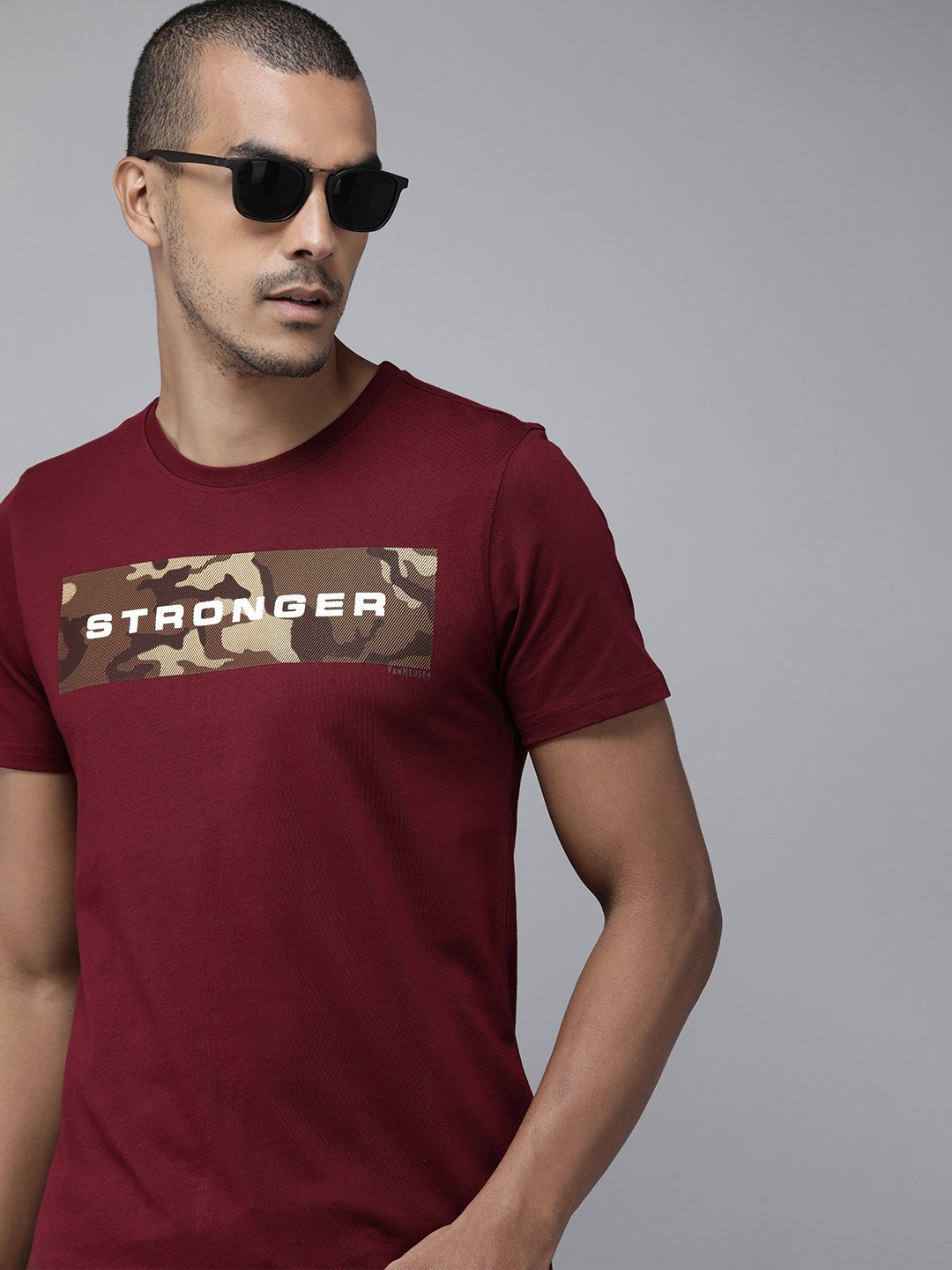

Van Heusen Sport Men Maroon & White Printed Pure Cotton T-shirt
