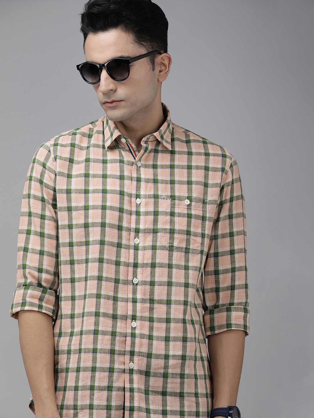 

Van Heusen Sport Men Peach And Green Slim Fit Checked Cotton Linen Casual Shirt