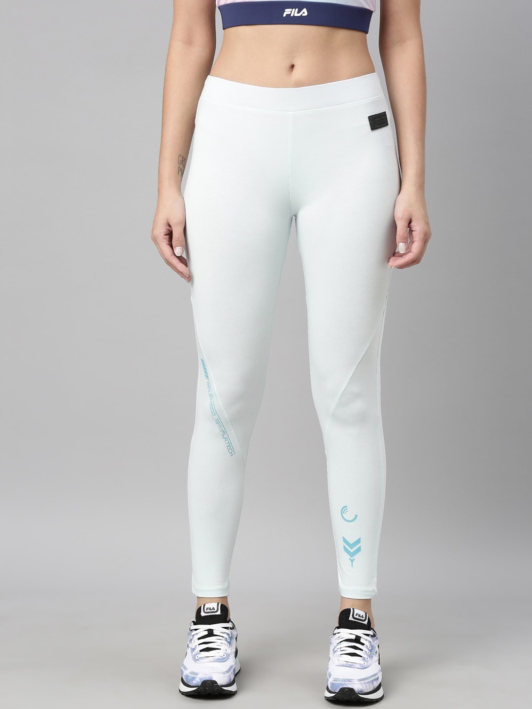 

FILA Women White & Blue Solid Tights