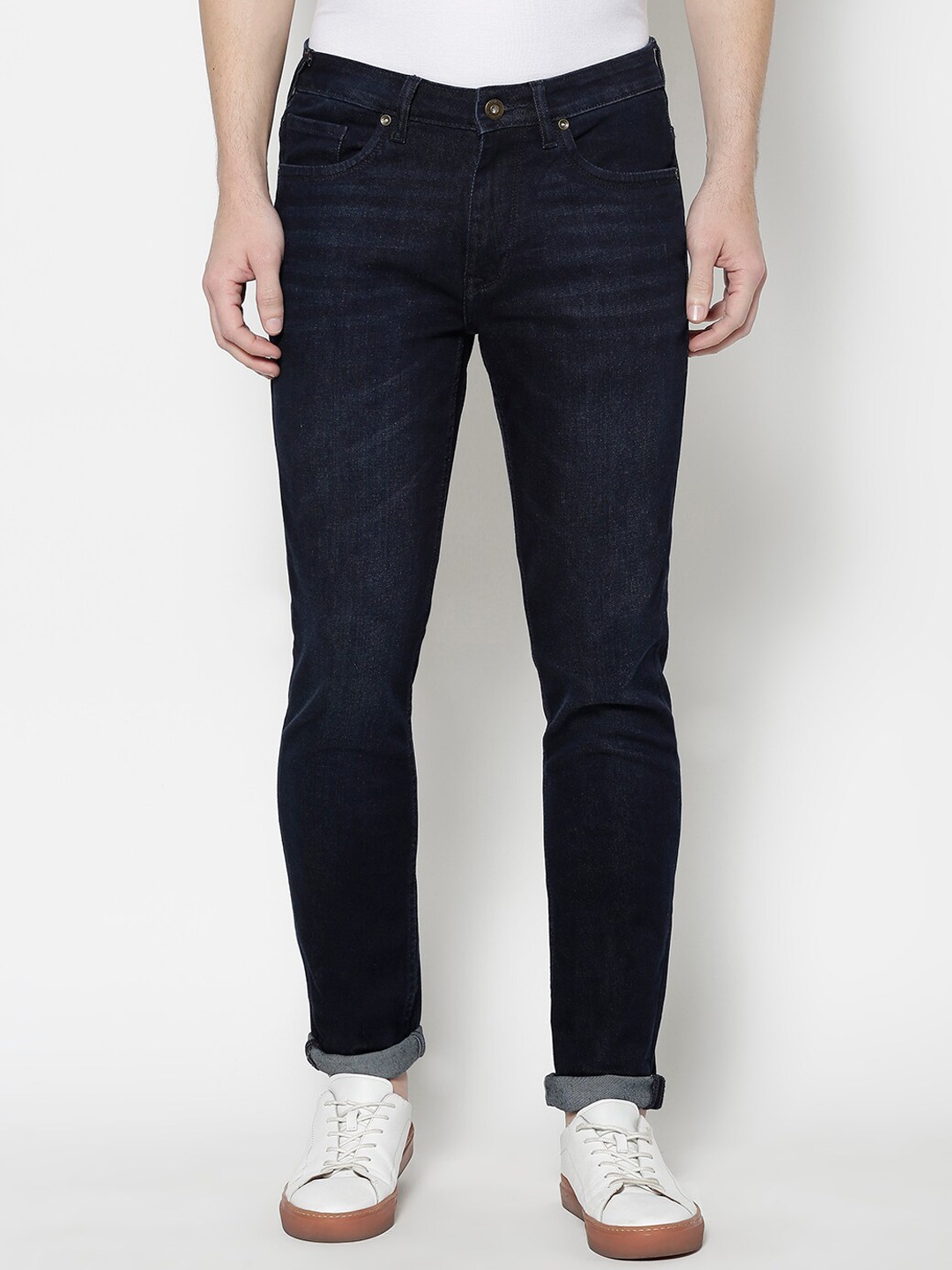 

Blackberrys Men Blue Slim Fit Low-Rise Light Fade Cotton Stretchable Jeans