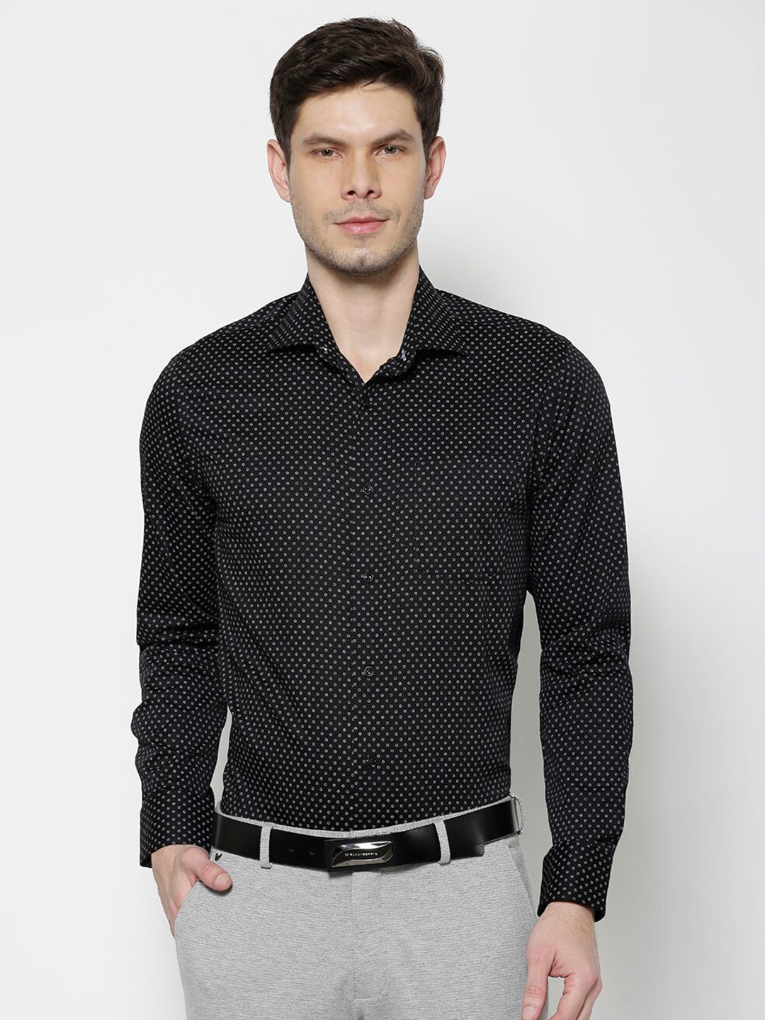 

Blackberrys Men Black India Slim Fit Printed Formal Shirt