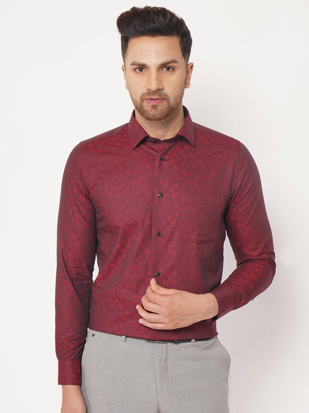 

Blackberrys Men Maroon India Slim Fit Floral Printed Cotton Formal Shirt