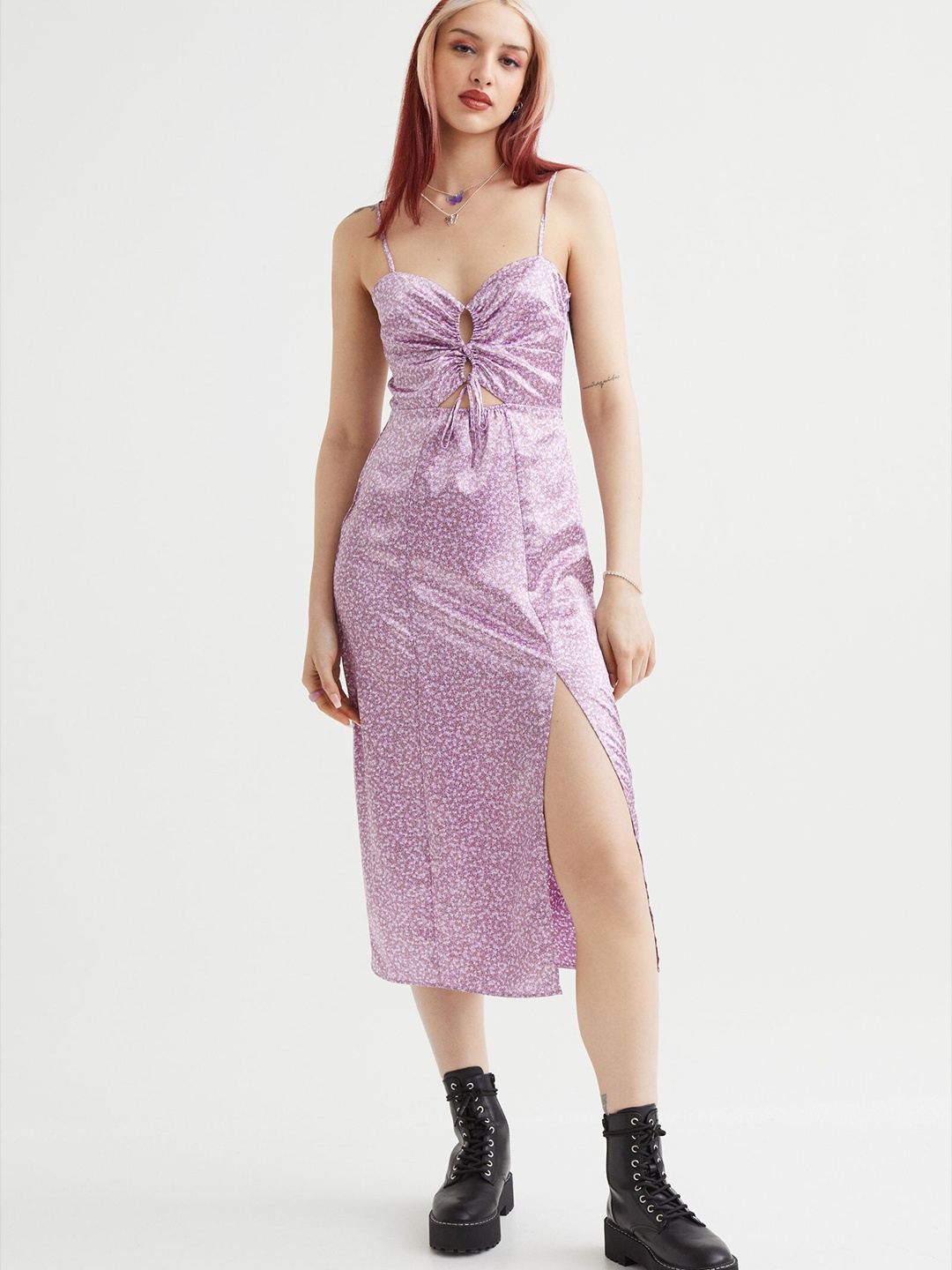 

H&M Women Purple Printed Sweertheart Neck Satin Dress
