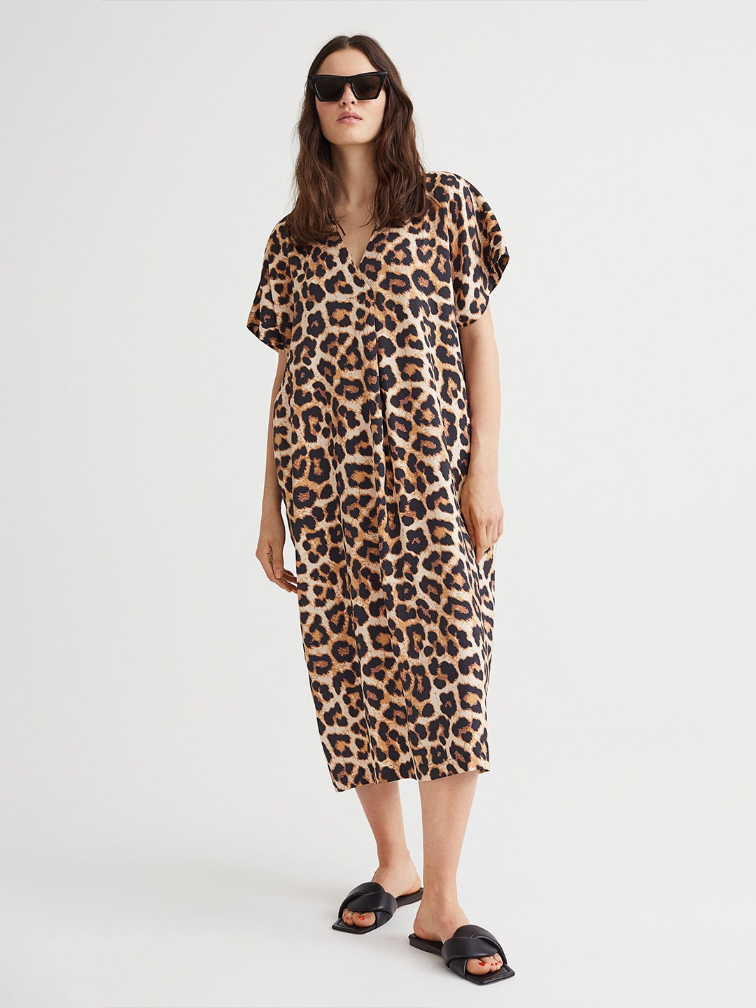 

H&M Women V-Neck Kaftan Dress, Beige