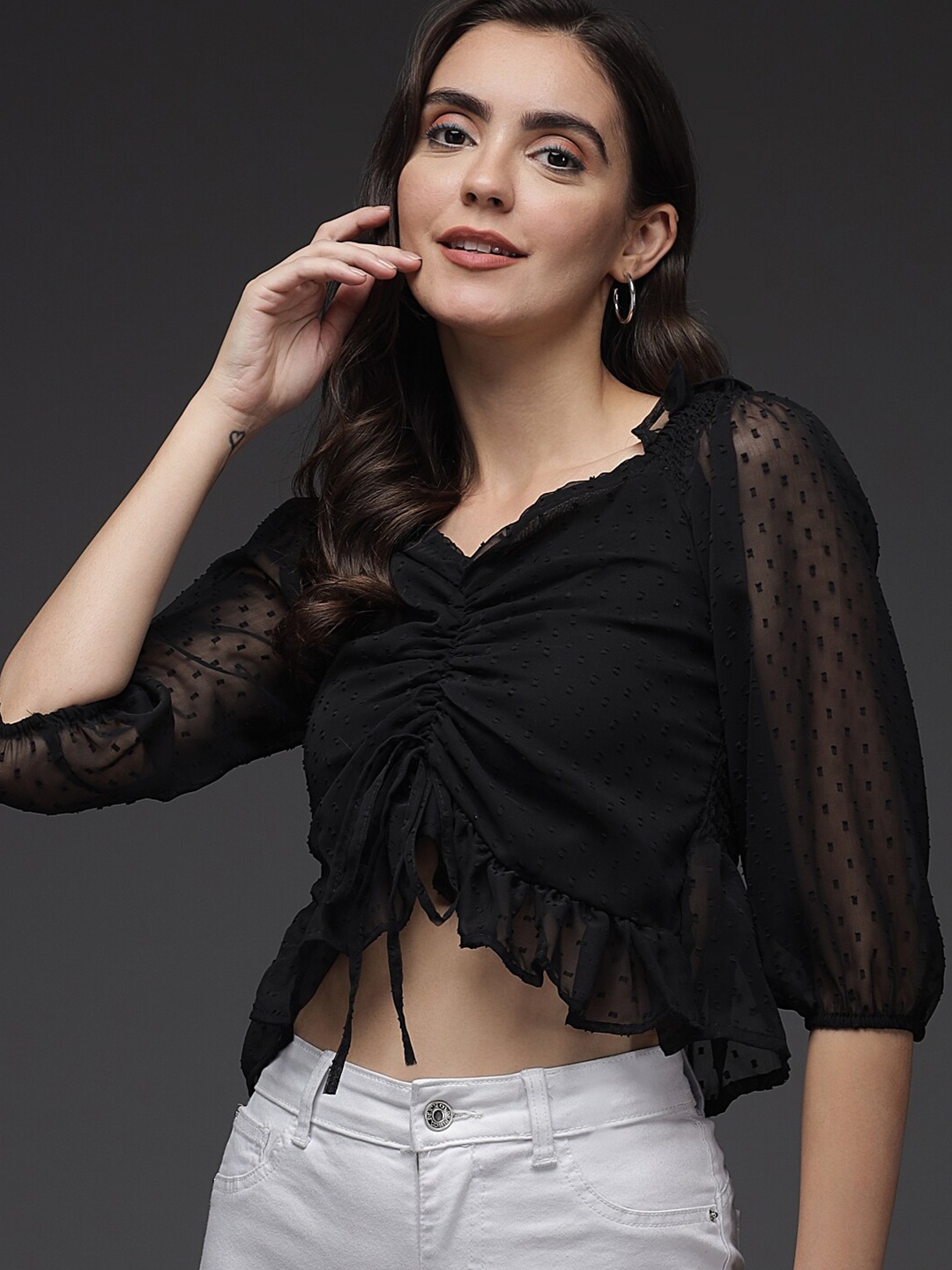 

Darzi Black Geometric Sweetheart Neck Georgette Ruched Crop Top